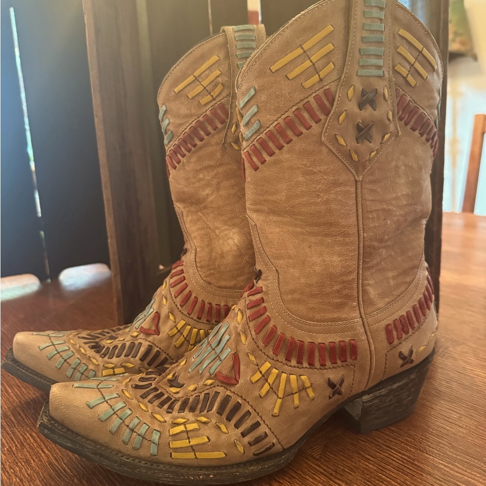 Old Gringo boots size 7.5